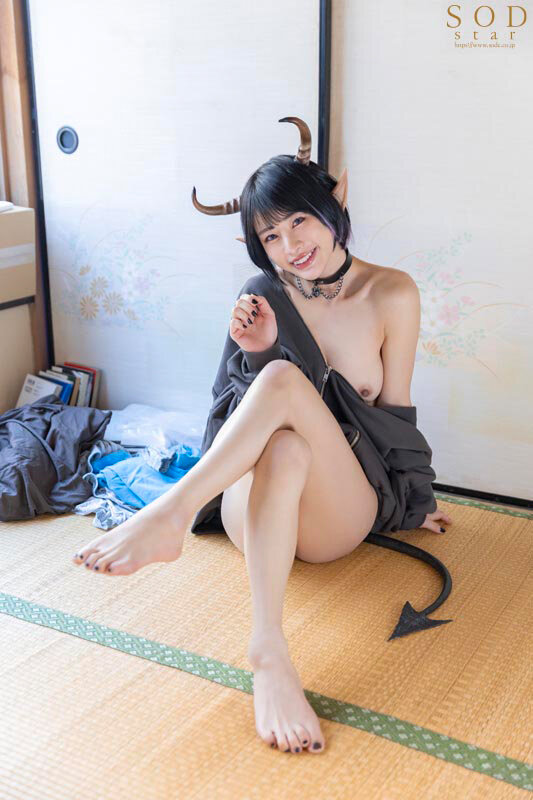 全身性感帯のサキュバスを拾いました。貧乏非モテの僕はドジっ子サキュバスのお願いで精子が無くなるまで何度も中出しSEXし続けた。魔力を取り戻す唯一の方法は膣内射精…!? 宮島めい【特典映像収録版】 画像2