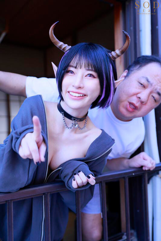 全身性感帯のサキュバスを拾いました。貧乏非モテの僕はドジっ子サキュバスのお願いで精子が無くなるまで何度も中出しSEXし続けた。魔力を取り戻す唯一の方法は膣内射精…!? 宮島めい【特典映像収録版】 画像4