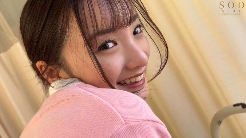 検査入院のため訪れたクリニックで偶然再会した元カノナースと、夜勤中こっそりいたるところで生フェラ&ベロチューしまくった。 渚恋生 画像2