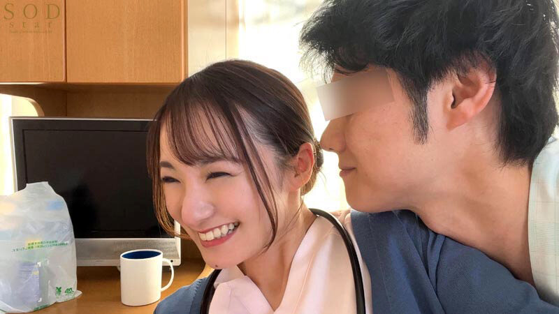 検査入院のため訪れたクリニックで偶然再会した元カノナースと、夜勤中こっそりいたるところで生フェラ&ベロチューしまくった。 渚恋生 画像3