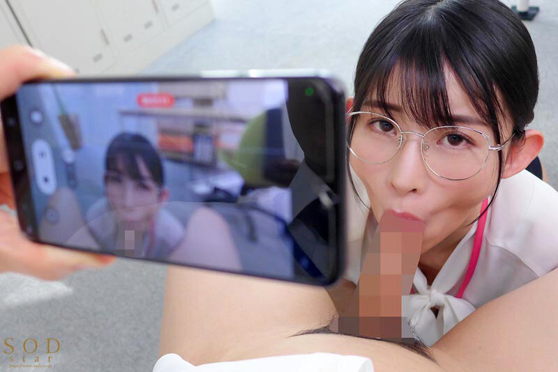 デリヘル呼んだらいつも領収書を突っ返してくる経理部の欲求不満OLと遭遇「まさか、飲食代で落とさないでくださいよ…」と言いつつ生本番させてくれ自宅でも会社でもヌいてくれる関係に 宮島めい 画像6