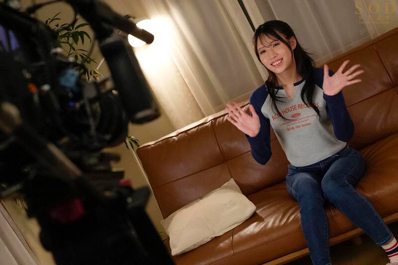 18歳 初体験3本番 工場帰りの平日アフター5にドキドキお迎えドライブ 天音かんな 画像17