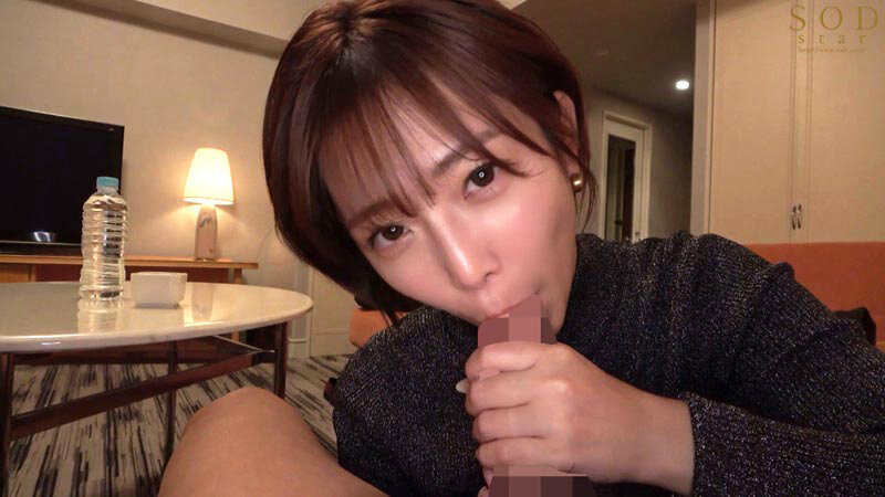 【限定特典映像収録】紗倉まな 113日ぶり、SEX撮影解禁。【発射無制限】史上初の21時まで撮影しない、完全オフのプライベート休日。最後は2人っきりのホテルで、男女がガチで求め合うセックス。 画像4