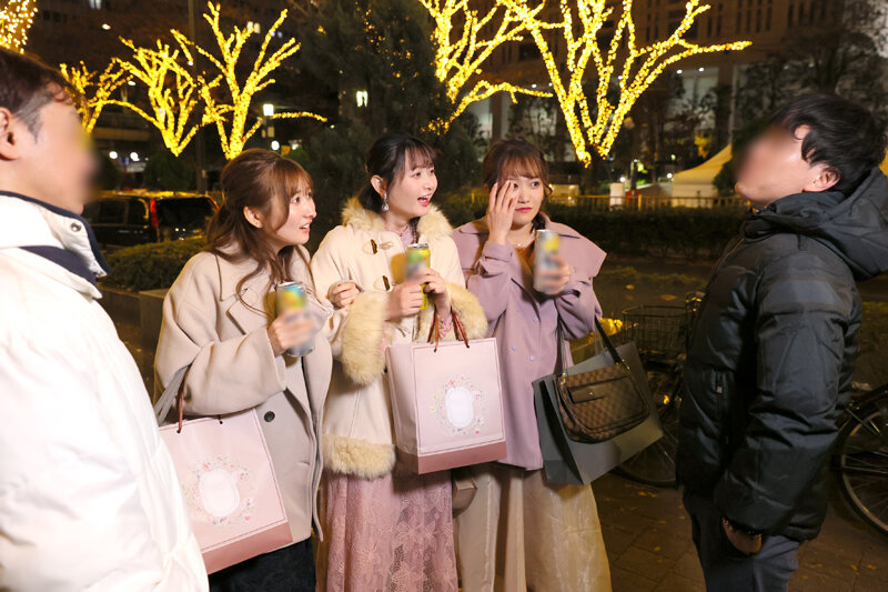 イブに結婚式なんてサイテー!逆ギレ独身・自称バチェロレッテがナンパしてきたハイスぺリーマン食い散らかし『孕ませて(ハート)』中出し懇願16射精! 16枚目