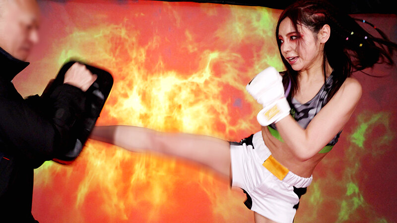 AV史上最凶の女が負けたら即ハメのデスマッチ！！ 黒旗を掲げる海賊女帝プロレスラー 吉澤友貴 画像3