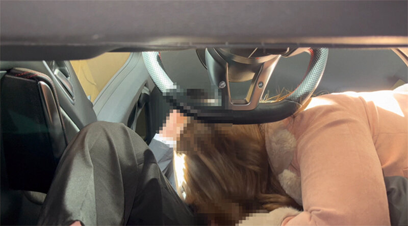 個人撮影車内@フェラチオ口内射精 画像18