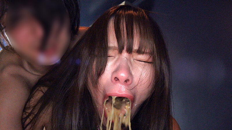 【配信限定】強●ゲロ噴射! SNSに流出したライブ配信者 みお(23) 16枚目