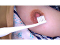 へこへこ腰が止まらない ピンピンこりっこり勃起乳首オナニー