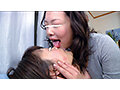 執拗なクンニと舌を使って愛を確かめ合う濃厚レズビアン サンプル画像11
