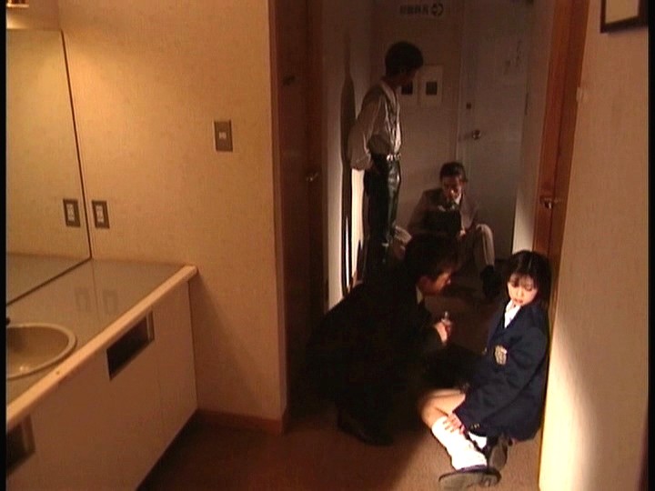 UE-001 Bagian 12 - 63 minit