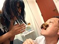 人妻のウンコを食べる 2 - FANZA版サンプル画像