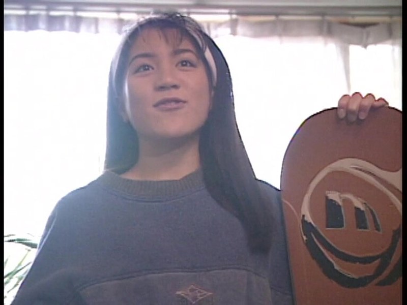 お嬢さん.はしたないですよ