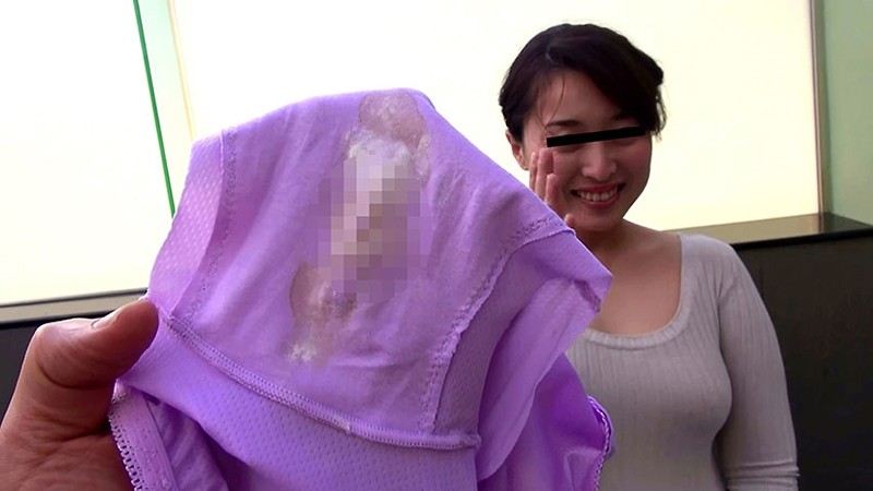 【アウトレット】素人娘のオマ○コに今まさに密着している絶賛使用中の汚パンティー 12人3時間42分スペシャル 画像15