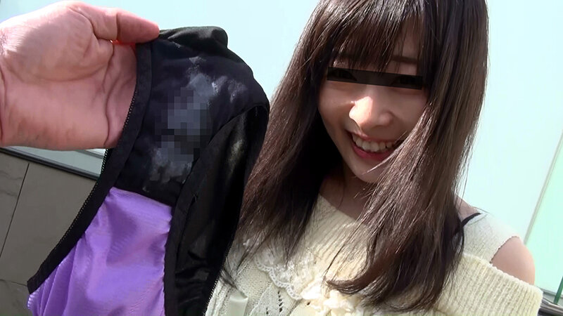 【アウトレット】素人のオマ○コのエキスがたっぷり染み込んだ脱ぎたて生パンティーを売ってもらいました!!5 画像4