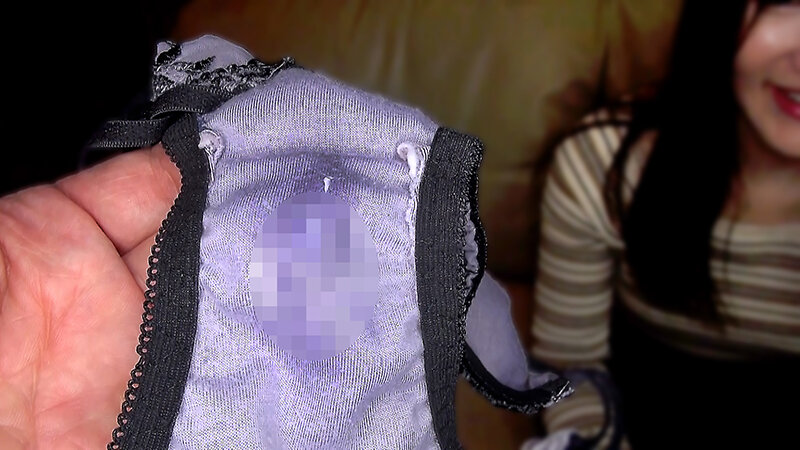 使用済み下着売り子の今はいてるパンティーをおねだりゲット!! 画像8