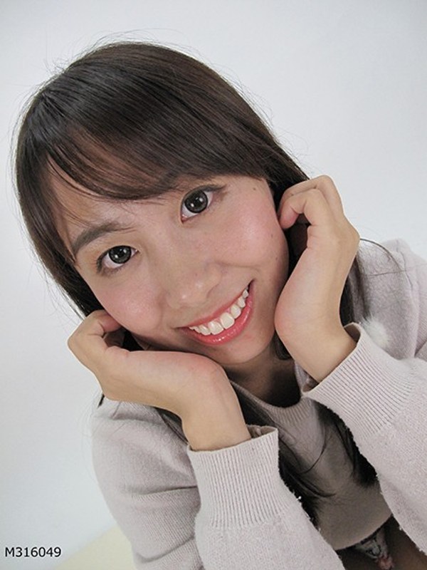 駆け出しユー●ューバーがBAN覚悟の激エロ配信/るい