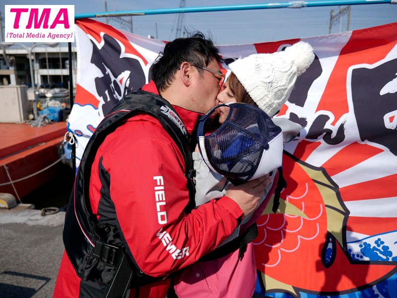 釣りバカおじさん日記 〜マドンナ初美沙希ちゃんとキス釣りチャレンジ！！〜