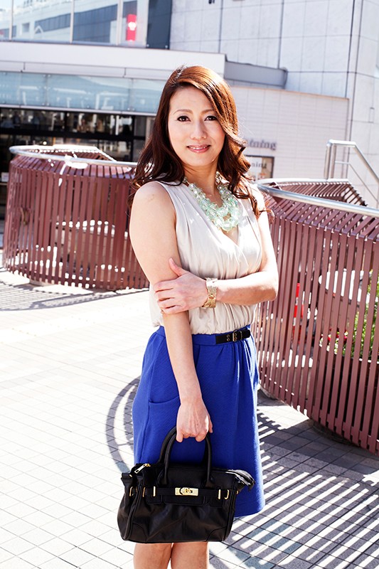 HEZ-242 第 1 部分 - 30 分钟