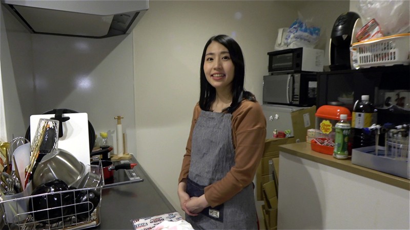 熟女のご自宅訪問 「おじゃましまーす！」夫の居ぬ間に自宅寝室で不倫性交 （DOD） 画像1