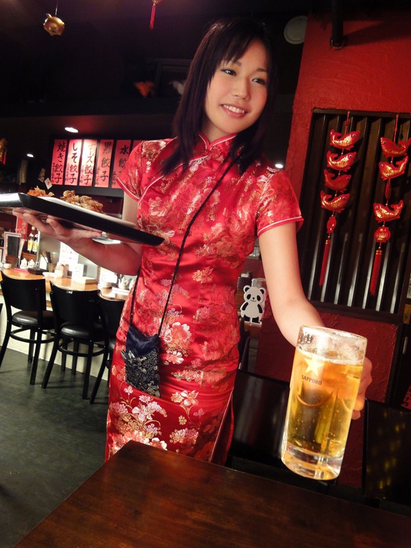 奨学金返済中のアルバイトに勤しむ美人店員は謝礼を見返りにナンパ出来ちゃうのか！？20人4時間_7