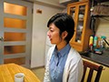 サンプル画像9 - 熟女のお宅にお邪魔させてください！ご家族不在中に絶叫イカセ！生中出し 2