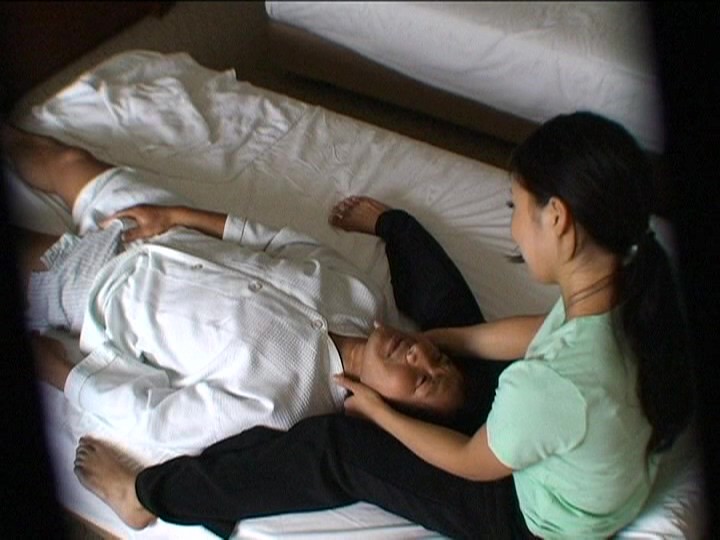 HHH-082 第 18 部分 - 217 分钟