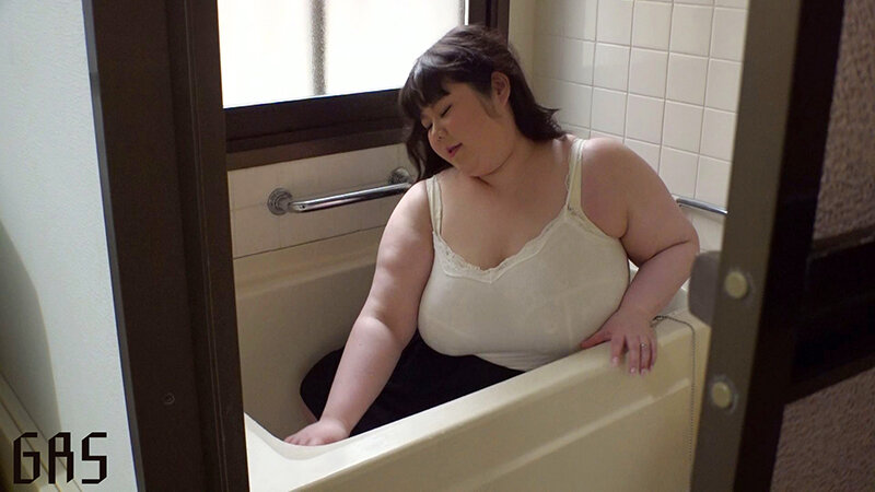 若妻デカブラマニアックス 義母はやりマンパイズリで有名なLカップの後輩だった 姫野ももな 1枚目