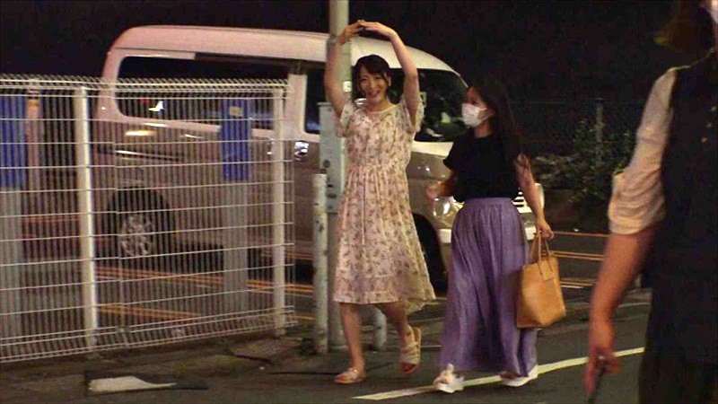 カワイすぎるオトコノコ桃マリが素人娘をガチナンパ 画像13