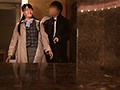 サンプル画像4 - 会社の飲み会で終電を逃した●っ払い後輩と二人きり。仕方なく入ったラブホテルでドキドキの相部屋宿泊物語。 加賀美まり