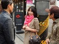 サンプル画像18 - ポルノ未解禁の韓国で現地のウブ過ぎる素人の女の子にAVを見てもらったら平静を装いつつ悶々状態で勝手に右手が自分の股間を…