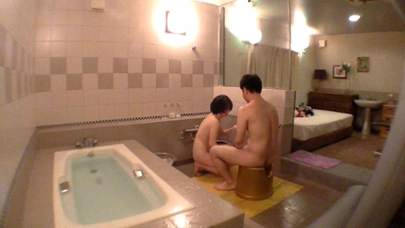 AEDVD-1765R 第 1 部分 - 30 分钟