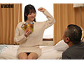 「お店のコンドームが無くなるまでエッチしよっ!」 誤発注で在庫過多になってしまったコンドームを使い切るまで、 見た目は清楚なのに意外とビッチなコンビニバイトの女子大生に毎日枯れるほど抜いてもらう話。 彩月七緒 画像9
