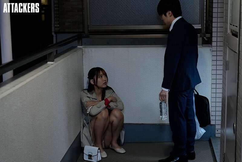 パンチラ見せつけてくる高身長美女が都合よサンプル画像7