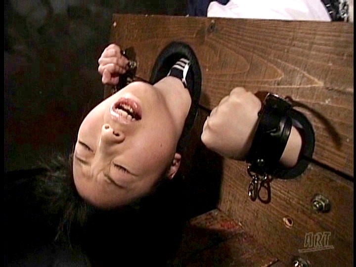 ADVO-020 第 10 部分 - 66 分钟