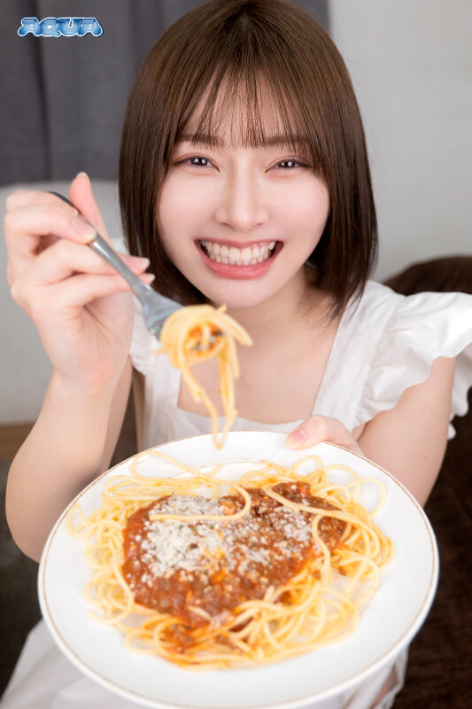 【VR】エロ可愛すぎる俺の嫁がいつも発情してるから浮気する気にもならない 小松本果 画像2