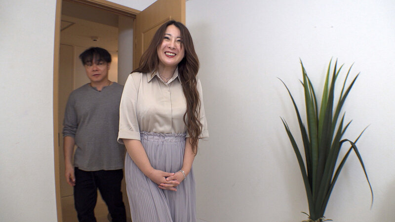 THE ドキュメント 本能丸出しでする絶頂SEX おマ〇コもアナルもイキまくる2穴快楽絶頂に狂うムチムチ変態奥様 川崎紀里恵 画像2