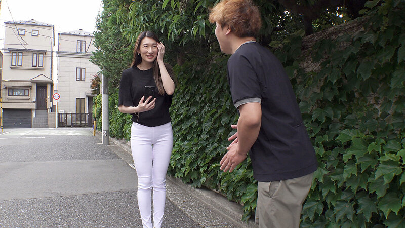 THE ドキュメント 本能丸出しでする絶頂SEX 高身長美人OL妻のスケベなエロBODYが狂う乱交絶頂交尾 小谷舞花