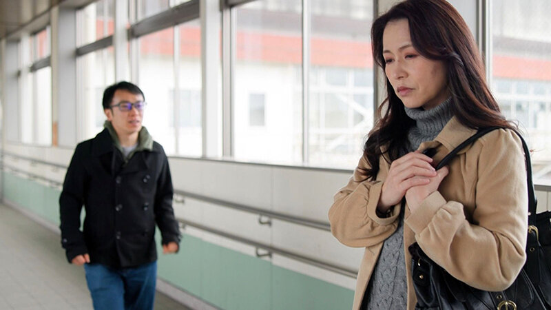 【配信限定特別版】母子交尾 ~奥日光清滝路~ 井上綾子 1枚目