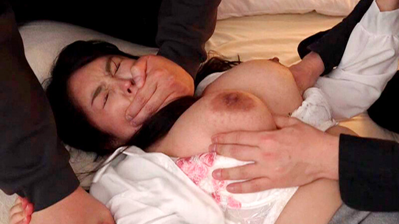 一人暮らしの美女を狙う鬼畜レ〇プ集団自宅押込み中出し性交 性処理トラウマ編 画像20