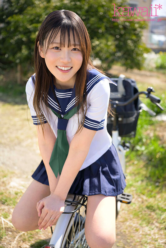 アダルト界で最も若くて制服が似合うロ●ータ人妻少女 桧山しずく AVデビュー 旦那との倦怠期が続く少女おま●こはナマ挿入ナマ中出し願望こっそり出演 サンプル