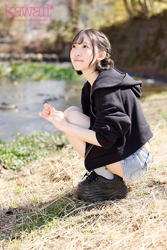 「ねえねえ！一緒に遊ぼ！」この子の笑顔に吸い込まれる！この子はいつも笑いすぎてお腹引き締まりクビレちゃった！天然水みたいな長野県民 AVデビュー 天城ねね 出演:天城ねね ハイビジョン・独占配信 ★0 シーン14