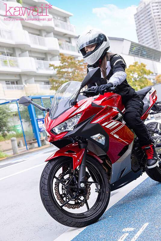 CAWD-816 Part 1 - 30 minutes