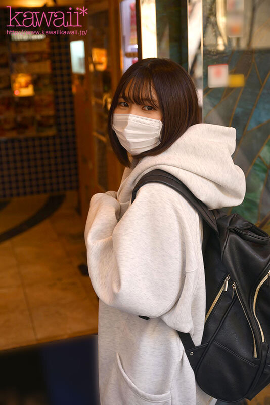 群馬でいっちばんヤリマンな美容師アシスタント 脱いだらスゴイ隠れ巨乳 凪宮ゆきのさん(22)地味で素朴なフリしてチ●ポ大好きでストレス溜まるとSEXで発散 でも田舎では派手に男遊びできなくてムラムラ限界 AV撮影で大ハッスル!! 画像1