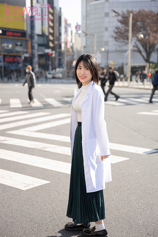 IQ140 科学のお姉さん 23歳、現役某有名理系T大生 AV DEBUT 完璧主義な大学院生が何もかも忘れてバカみたいに本能SEXでイカされまくった日 涼音るい 画像1