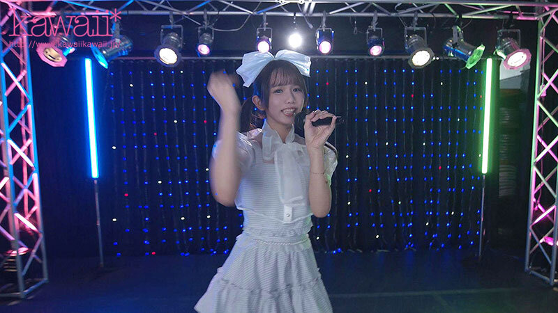 この子、枕で飯食ってた献上系アイドルです…。 性接待で鍛えられ、気づけば生勃起ちんちん見ただけでマン汁だらだら性欲モンスターに!実は超AV向きなカラダな変態娘ちゃんがこっそりAV出演! 橘いおり 画像2