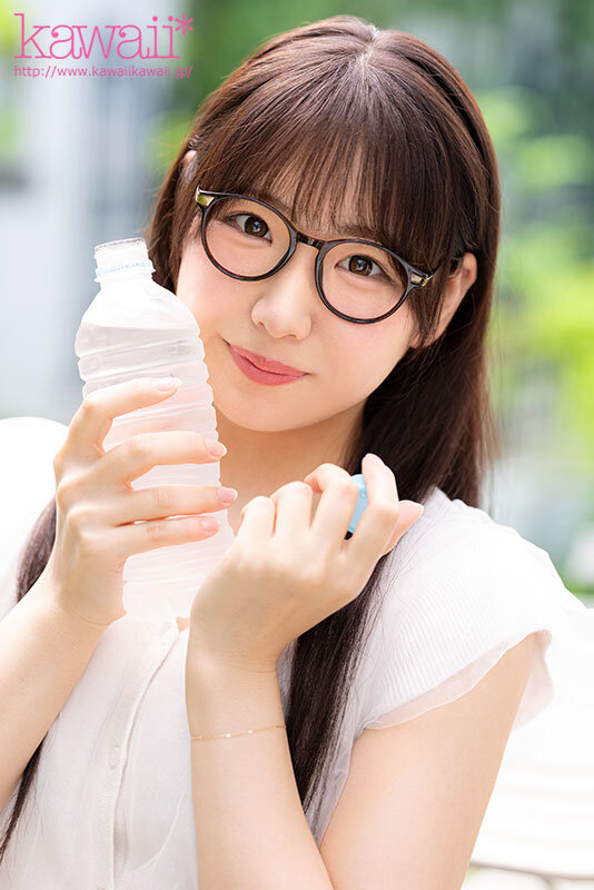 努力しまくってようやく内定を勝ち取った ‘不憫かわいい’新卒女子アナ（予定）が、衝撃のAVデビュー出演…なんで！？ 水川菜月