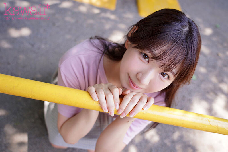 努力しまくってようやく内定を勝ち取った ‘不憫かわいい’新卒女子アナ（予定）が、衝撃のAVデビュー出演…なんで！？ 水川菜月