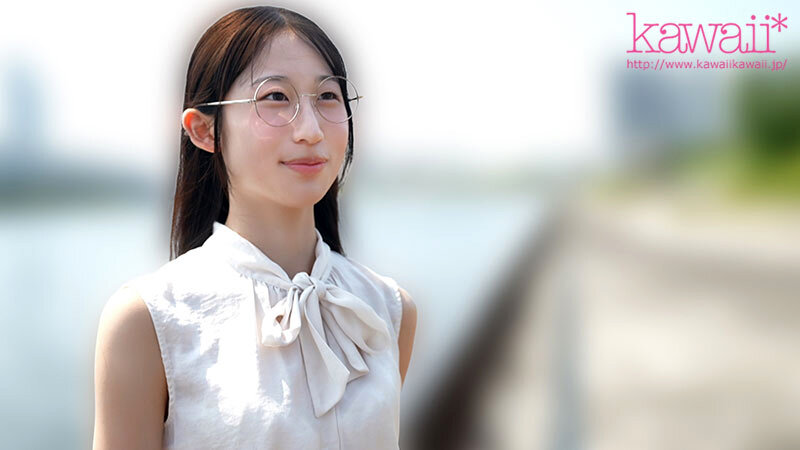 一番有名で賢い大学で最も華奢ドスケベな変態女子大生が、理性ぶっ壊れマジキチ馬鹿になる。宙に舞うほどアクメ反りびっくんびっくん痙攣潮吹きドM開発されて遂に正式デビュー 白鳥怜 画像1