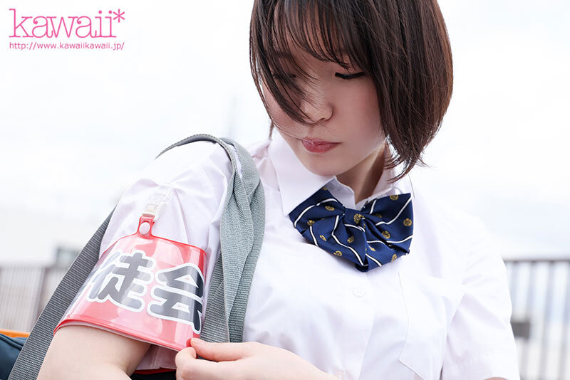 委員長は白く汚されたい～ぷにかわおっぱい＆おま●こ使ってお悩み解決 ザーメントランス幼顔ドロドロ精液シャワー 春野くるみ 画像1