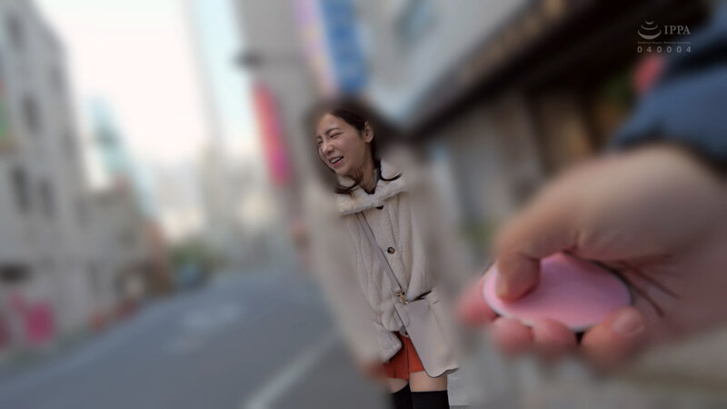 恥辱、陵●、とびっこ装着・繁華街デート！SPECIAL BEST 8時間 vol.2 サンプル